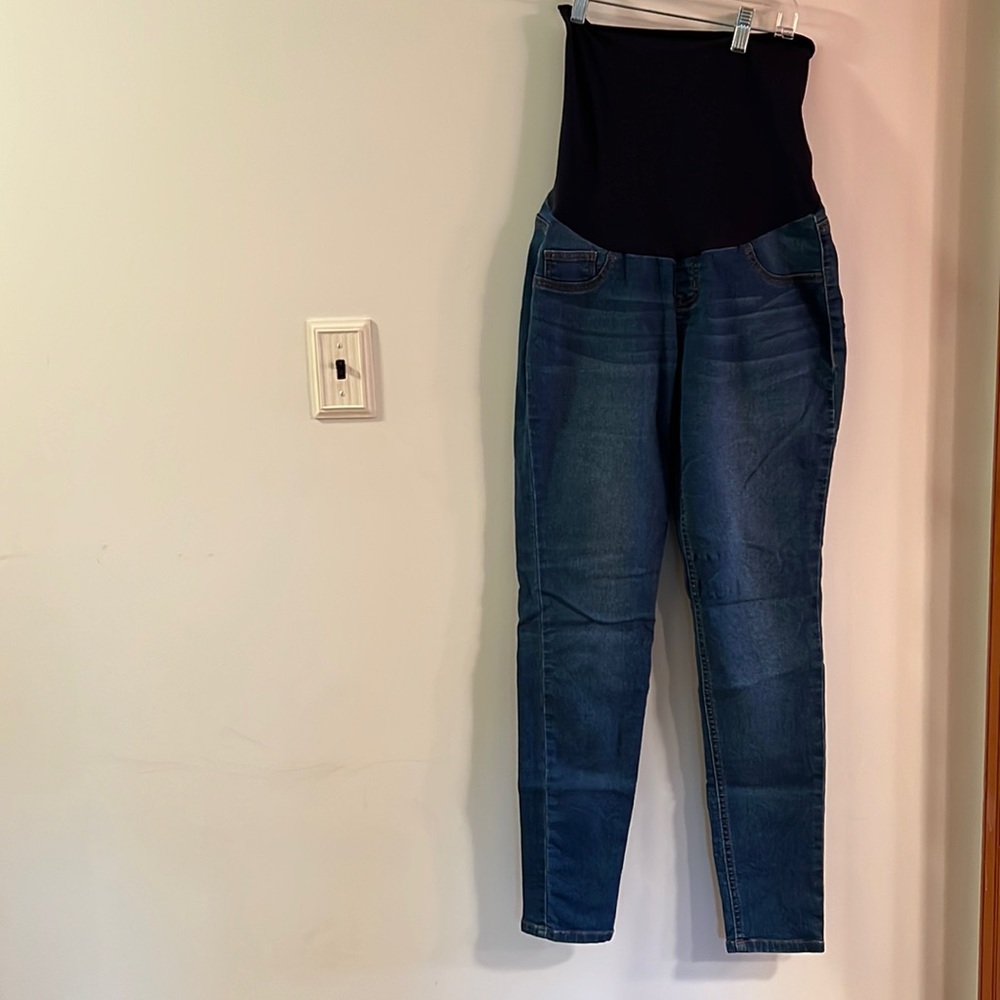 Maternity jeans